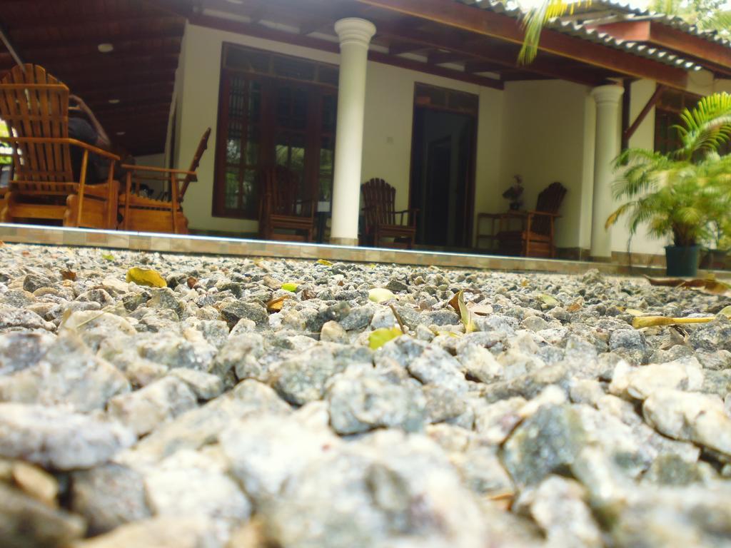 Black Berry Hikkaduwa Exterior foto